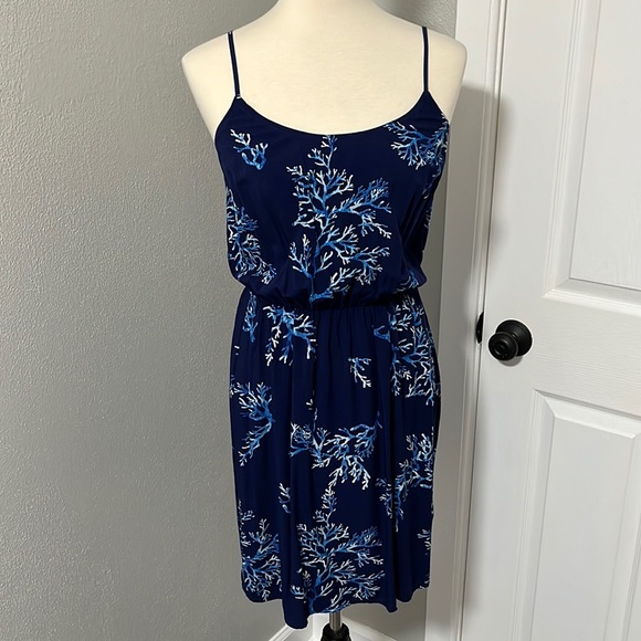 Old Navy Dresses & Skirts - Old Navy Coral Print Spaghetti Strap Sleeveless Mini Dress